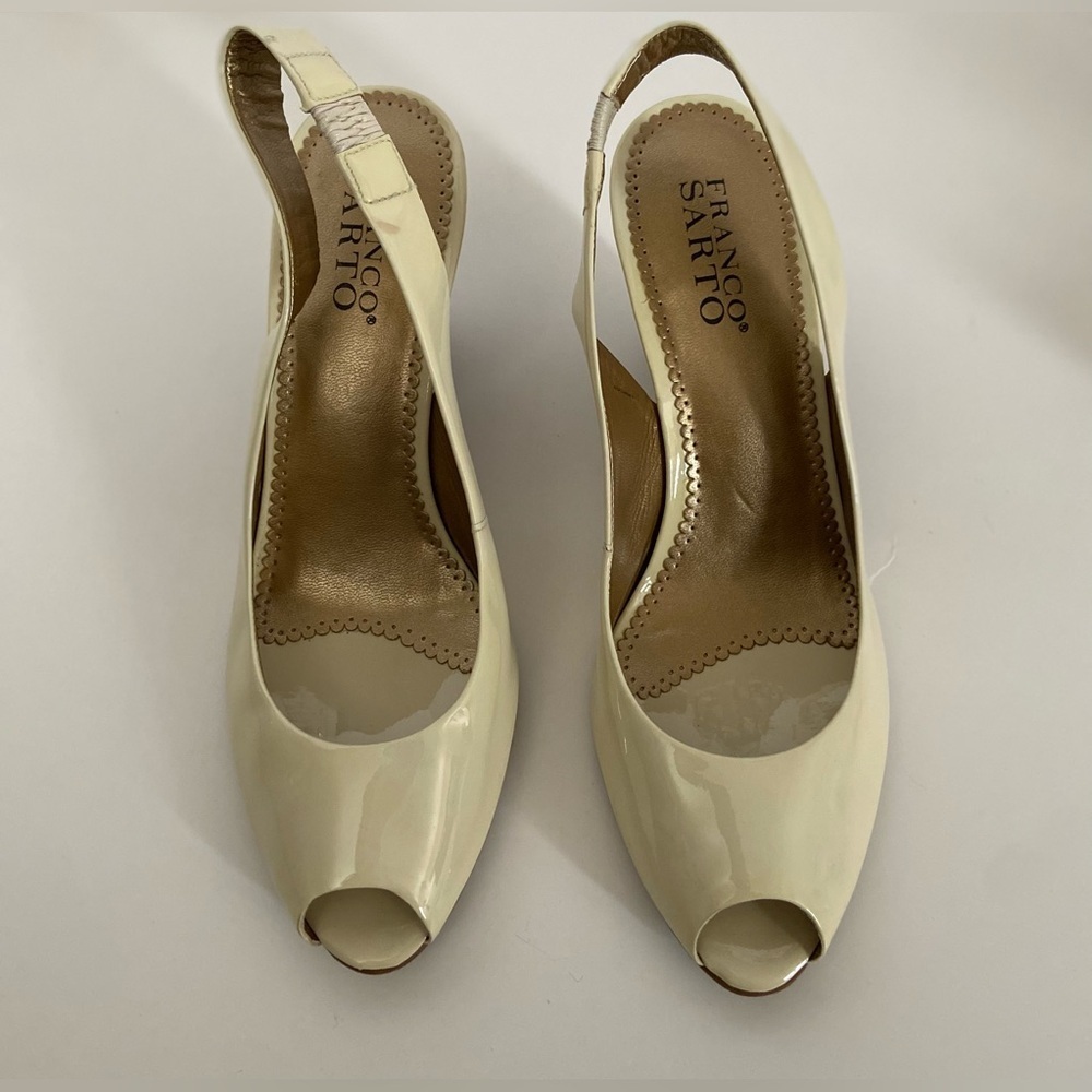 Franco Sarto Cream Heeled‎ Slingback Sandals – Size 7.5